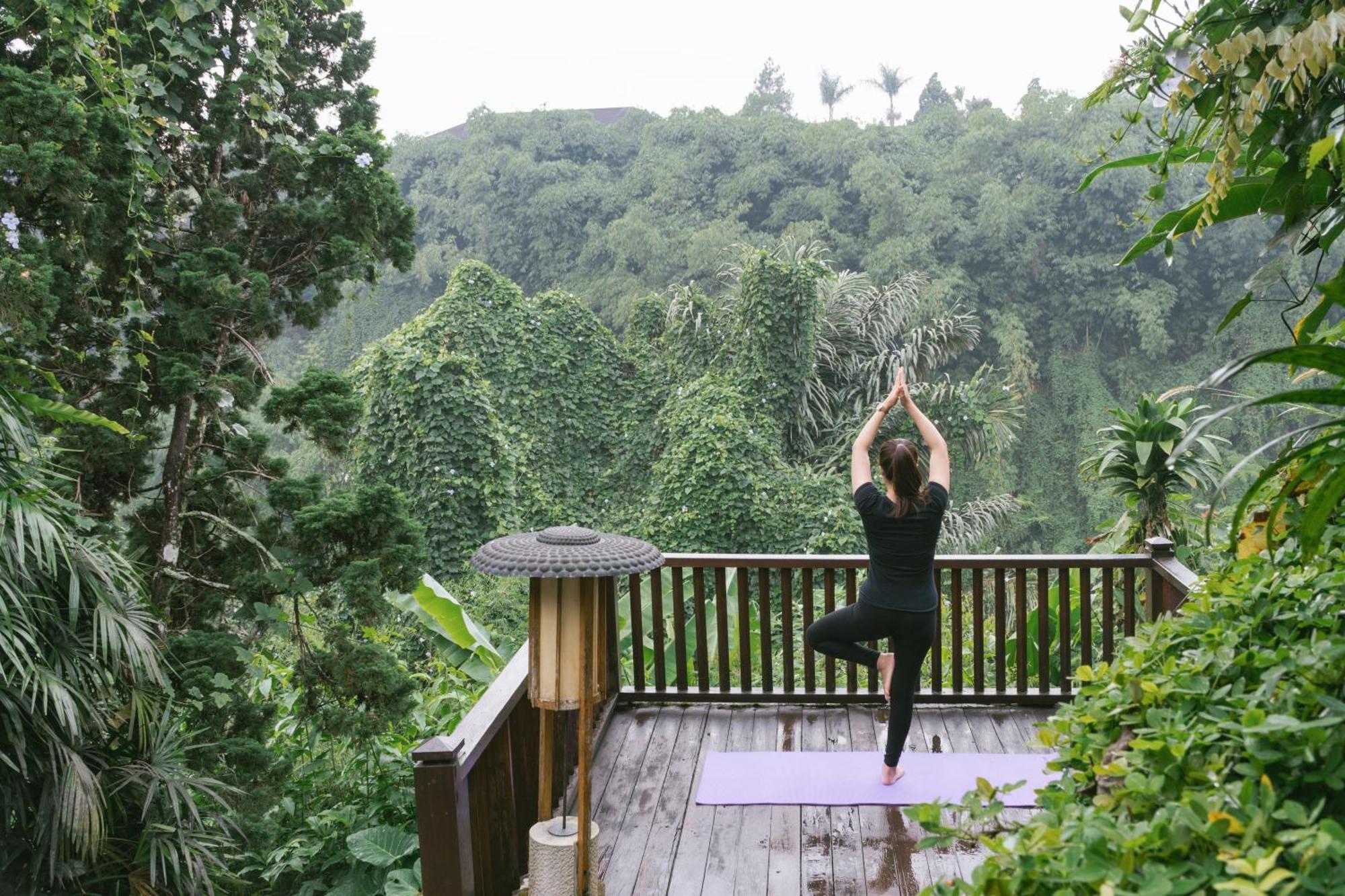Novus Giri Resort & Spa Puncak Exterior photo