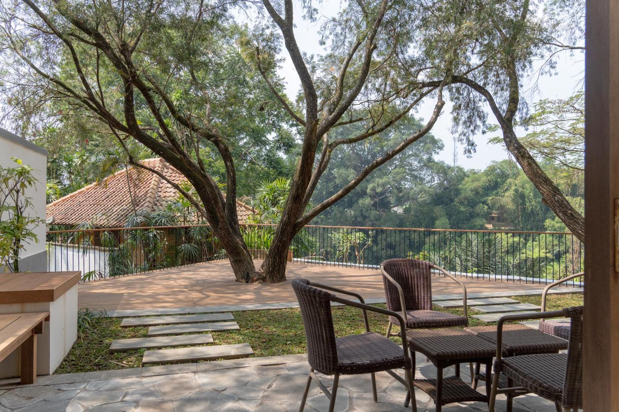Novus Giri Resort & Spa Puncak Exterior photo