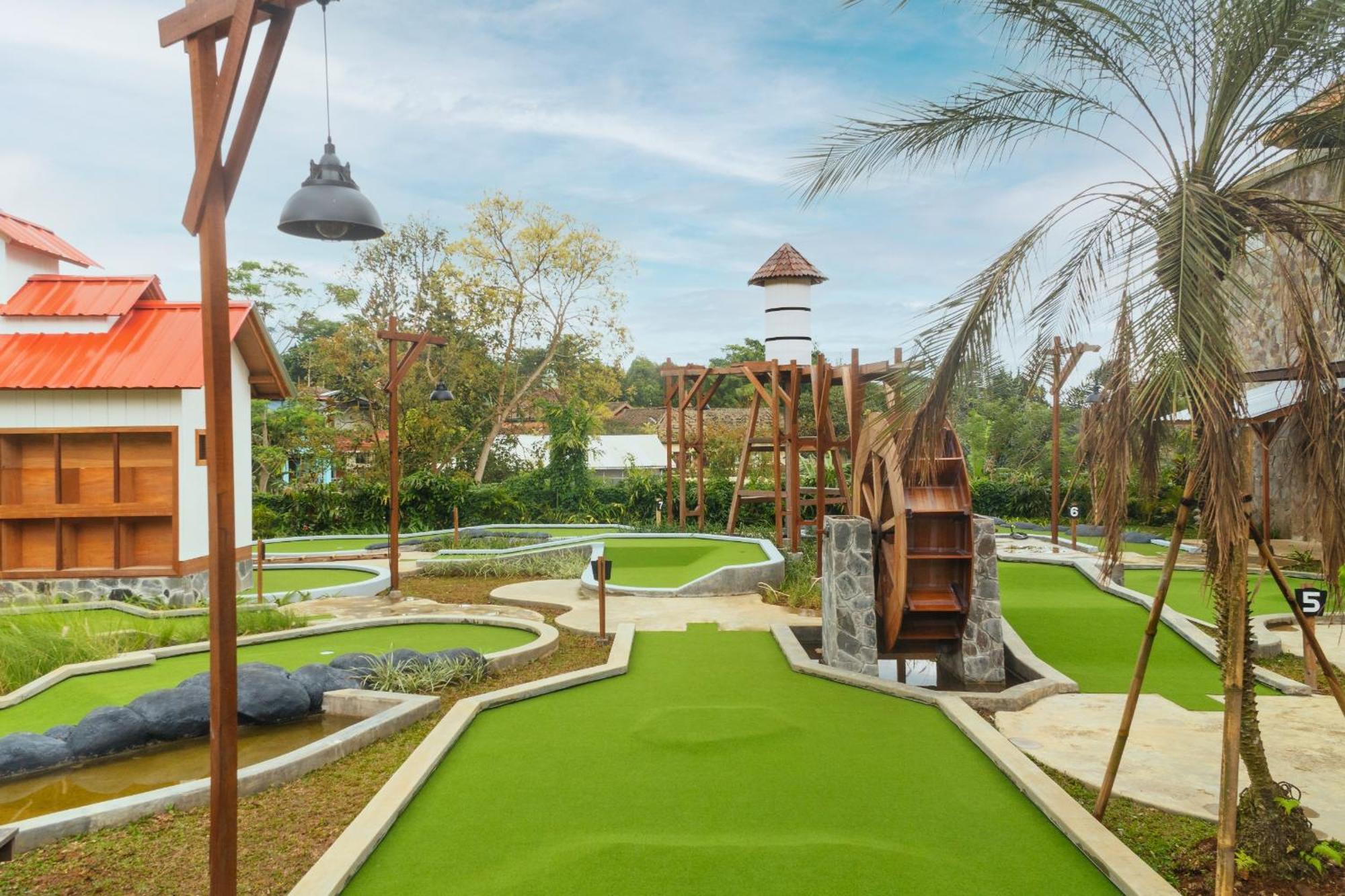 Novus Giri Resort & Spa Puncak Exterior photo